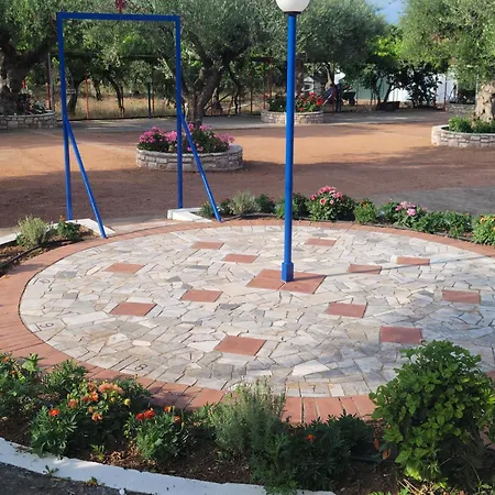 John&jenny's Small Village