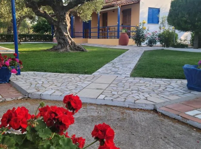 John&jenny's Small Village *