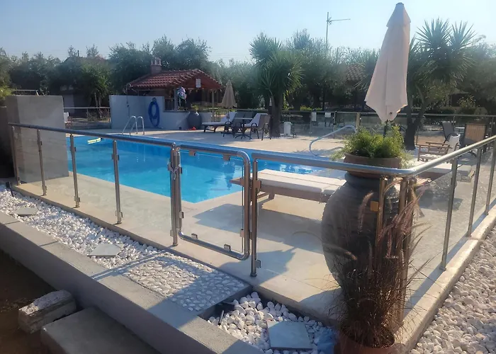 John&jenny's Small Village *