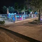 Διαμέρισμα John & Jenny's Small Village *
