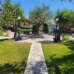 John & Jenny's Small Village Apartment Agios Andreas (Messenia)