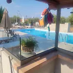 John & Jenny's Small Village Διαμέρισμα Άγιος Ανδρέας