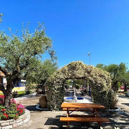 John & Jenny's Small Village Lejlighed Agios Andreas (Messenia)