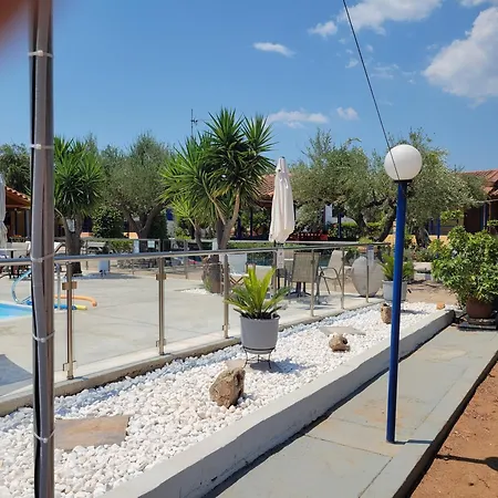 John & Jenny's Small Village Apartamento *