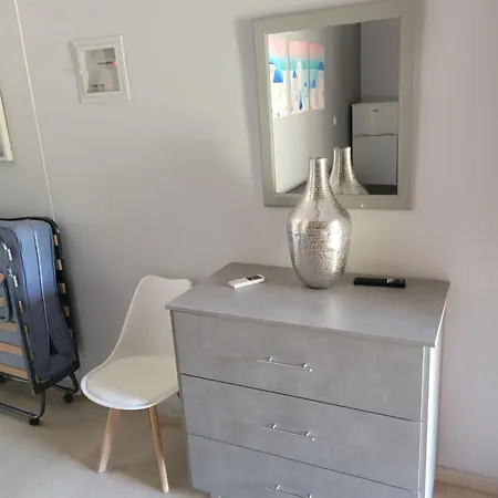 John & Jenny's Small Village * Agios Andreas (Messenia)