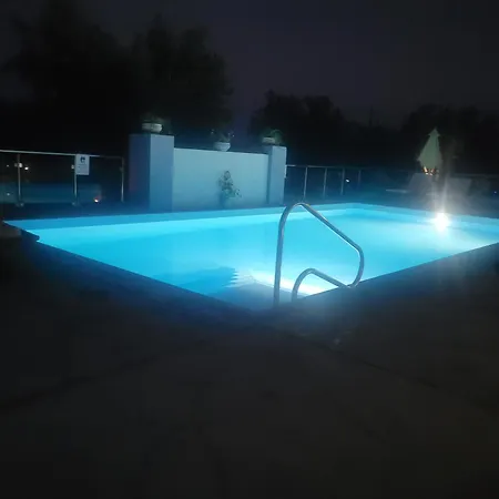 John & Jenny's Small Village * Agios Andreas (Messenia)