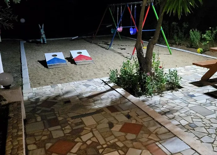 John & Jenny's Small Village * Agios Andreas (Messenia)